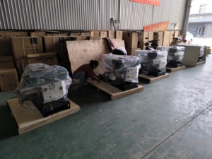 เครื่องกำเนิดไฟฟ้าแบบฉีดน้ำมันเชื้อเพลิงโดยตรง 10 12 15 20 24 30 กิโลวัตต์ 10-37.5 กิโลโวลต์แอมแปร์ 110-480 โวลต์ 50/60 เฮิรตซ์ เครื่องยนต์สูบเดียว พร้อมเครื่องกำเนิดไฟฟ้ากระแสสลับแบบแปรงถ่าน - Product Image 3