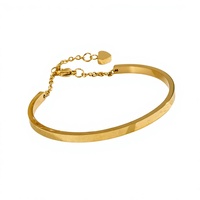 Bracelet minimaliste en forme de cœur avec chaîne de finition en acier inoxydable poli, plaqué or, pour femme, idéal pour le bureau/carrière, nouveauté transfrontalière