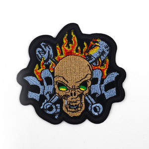 Tùy Chỉnh Nhiệt Báo Chí Con Dấu Chết Đầu Skull Thêu Quần Áo Vá Set - Product Image 2