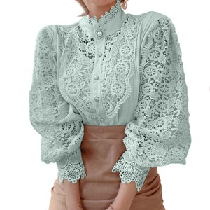 Chemisier élégant et décontracté pour femme, en dentelle, col montant, manches <span class=keywords><strong>cloche</strong></span>, ajouré, idéal pour les fêtes et le quotidien - Product Image 4