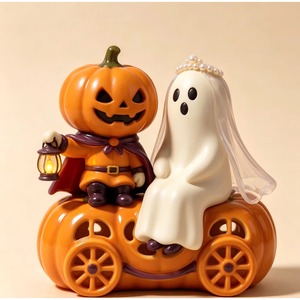 Vente en gros de sculptures en résine faites à la main et peintes sur mesure pour couple d'Halloween, motif Citrouille, Chevalier, Mariée, style dessin animé amusant, pour décoration - Product Image 1