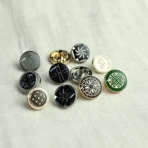 <span class=keywords><strong>Blazer</strong></span> Unisex con <span class=keywords><strong>Bottoni</strong></span> Metallici 18mm-23mm, Motivo Rettangolare in Lega di Zinco, Resistente all'Usura ed Esteticamente Gradevole - Product Image 4