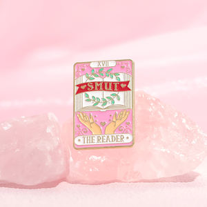Sming Pins "smut" Reader เข็มกลัดเคลือบไพ่ทาโรต์บัตรกระเป๋าเป้สะพายหลังตราเสื้อผ้าเครื่องประดับของขวัญสำหรับเพื่อน - Product Image 5