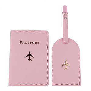 Porte-passeport et porte-carte de vaccination en cuir PU avec logo estampé or, résistant à l'eau, 5 styles tendance pour femmes/hommes - Product Image 3