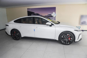 Dongfeng Yipai EPi 007 Long Range AWD Max хэтчбек Новый энергетический автомобиль чистый электрический автомобиль в продаже - Product Image 5