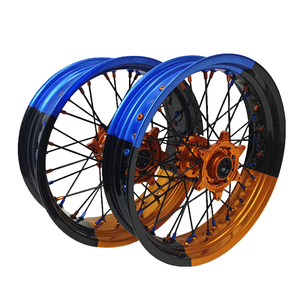 Juego de Ruedas Supermoto CNC 7116-T6 de Aluminio de 17 Pulgadas en 4 Colores para <span class=keywords><strong>KTM</strong></span> EXC SXF, Piezas de Motocicleta Todoterreno, Llantas, Juegos de Llantas - Product Image 1