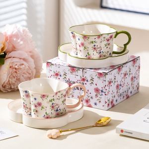 Mug en céramique artisanal de haute qualité, style nordique, créatif et simple, compatible micro-ondes et lave-vaisselle, idéal pour les fêtes - Product Image 4