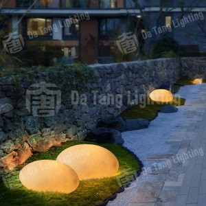 Luces Decorativas LED con Forma de Guijarros para Navidad y Halloween, Crean una Atmósfera Relajada en Caminatas Junto al Lago y Parques Comunitarios - Product Image 5