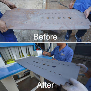 Automatische Walzenförderer-Sands trahl maschine Metallreinigungs-Sands trahler für Hoch leistungs werkteile - Product Image 4