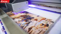 Impresora plana UV 2513 de alta calidad con barniz
