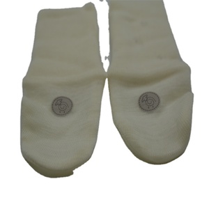 Mitaines personnalisées en coton tricoté solide en Spandex respirant et écologique pour bébé de 0 à 1 an - Product Image 3