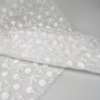 Nouveau Design 100% coton blanc dentelle tissée petit tissu brodé Floral pour femmes vêtements d'été