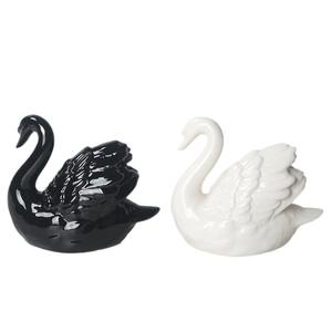 Prix usine personnalisé moderne minimaliste noir et blanc céramique artisanat cygne ornements décoration Figurine - Product Image 5