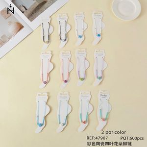 Cavigliera in ceramica colorata a forma di fiore a quattro foglie, gioiello alla moda per donna, 2 pezzi per colore - Product Image 3