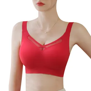 Non-marking push up bra and non-steel ring small chest gathers the breast  to prevent sagging adjustable vest-style sports latex bra