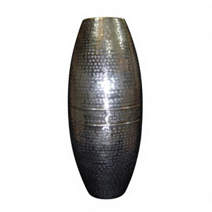Cylindrical Hammered Pillar Flower Vase Living Room Bedroom Decor Metal Vases <b>Cheap</b> Price Handmade Custom Artificial Flower Pot - Product Image 1