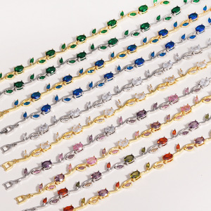 Gioielli di Alta Qualità per Donne Bracciale a Catena con Tulipano e Rosa in Oro e Argento Placcato PVC con Zirconi AAA Brillanti - Product Image 2