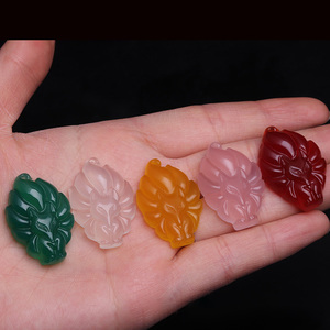 Commercio all'ingrosso cina stile pietra preziosa naturale donne gioielleria raffinata agata di ghiaccio calcedonio giada verde <span class=keywords><strong>PI</strong></span> Xiu ciondolo volpe a nove code per uomo - Product Image 1