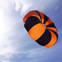 Dispositif de récupération de parachute de sécurité pour drone agricole, système de protection anti-collision, mini-parachute jouet