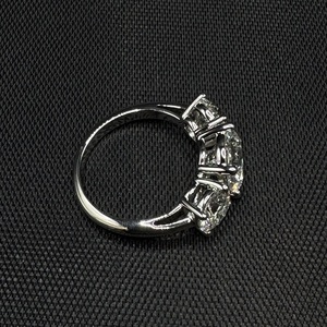 Elegante Anillo de Diamante Cultivado en Laboratorio con Certificación IGI, Joyería Fina de Lujo para Propuesta de Matrimonio y Celebración - Product Image 5