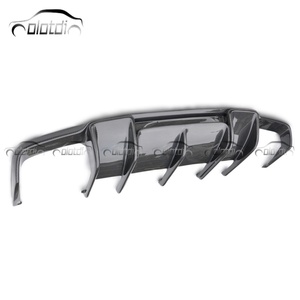 ตัวกระจายคาร์บอนไฟเบอร์กันชนหลังครีบลิปสปอยเลอร์สำหรับ Mercedes Benz W218 CLS350 CLS63 AMG 2011-2012 - Product Image 3