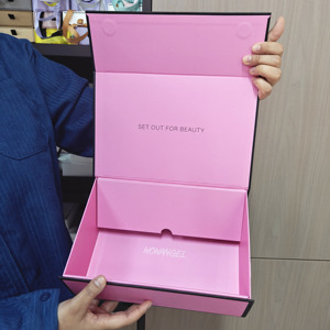 Book Club Gift Box | Rigid Magnetic Folding Case for Authors | Sustainable Supply - Product Image 3