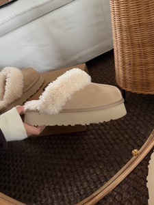 Chaussures d'hiver et d'automne pour femmes, à semelle épaisse, en laine rembourrée, chaudes, décontractées, une pièce, à enfiler, en coton, de créateur, pour l'extérieur - Product Image 5