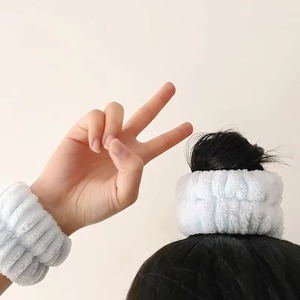 2PCS Reusable Spa Wrist Washband Soft <b>Microfiber</b> <b>Towel</b> Wristbands For Washing Face Women Girl Yoga Running Sport Wrist Sweatband - Product Image 5