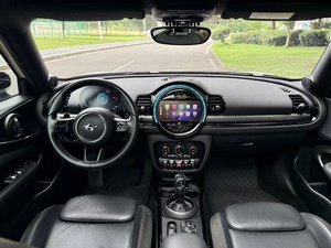 Voiture d'occasion, <span class=keywords><strong>Mini</strong></span> Clubman <span class=keywords><strong>Cooper</strong></span> S 2.0T <span class=keywords><strong>2022</strong></span>, une voiture idéale pour les conductrices - Product Image 4
