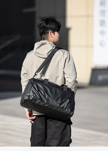 Bolsa de Viaje de Cuero PLAYMAX Unisex de Gran Capacidad con Compartimento Independiente para Zapatos, Ligera, Deportiva, para Gimnasio, Tipo Bandolera - Product Image 2