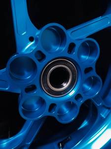 Jantes forgées pour <span class=keywords><strong>KTM</strong></span> <span class=keywords><strong>690</strong></span> Duke, moyeu de roue modifié pour moto de course, jante avant et arrière 17 pouces, fabricant chinois direct - Product Image 4