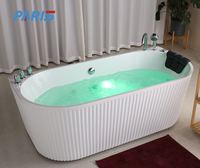 Baignoire de trempage en acrylique autoportante moderne de 1.5/1.6/1.7/1.8m avec tuyau d'évacuation en chrome et robinet coin arrière au mur certifié CE