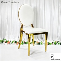 Chaises de réception modernes de luxe à dossier rond en acier inoxydable doré avec coussin amovible pour événements et mariages