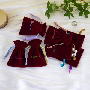 Pochette en velours bordeaux de haute qualité 8*10cm, durable, avec cordon de serrage, pour bijoux, emballage cadeau, bougies, cosmétiques, sacs à bijoux - Product Image 4