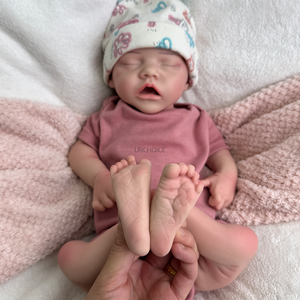 Muñeca <span class=keywords><strong>Reborn</strong></span> Realista <span class=keywords><strong>Tipo</strong></span> B Suave de 18 Pulgadas 45 Cm de Silicona Sólida Completa con Ojos Cerrados para Niños Pequeños Juguete para Coleccionista <span class=keywords><strong>Reborn</strong></span> - Product Image 6