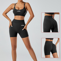 Nouvel ensemble de yoga sans couture avec soutien-gorge push-up et leggings courts, respirant et confortable, rouge, pour la course et le fitness