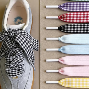 Lacets de baskets à motifs de style britannique personnalisés de 2.5cm de large lacets plats à carreaux décoratifs en polyester vendus par paire - Product Image 2