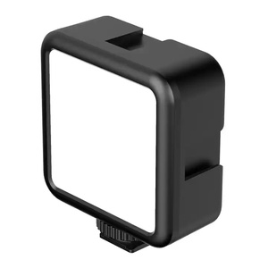 Ulanzi VL49 RGB 2500-9000k Mini caméra vidéo LED lumière couleur RVB lumière pour <span class=keywords><strong>Tiktok</strong></span> - Product Image 2