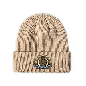 2311 all'ingrosso di alta qualità marchio di lusso per adulti Unisex personalizzato in tinta unita cappelli a maglia berretto da uomo inverno berretti