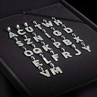 Pendentif Lettre Initiale en Moissanite VVS en Gros, Pendentif Prénom Diamant Taillé Baguette Effet Glacé, Vente Chaude pour Hommes et Femmes