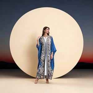 Robe Abaya en polyester de luxe élégante et personnalisée, avec strass thermocollants de haute qualité, pour femmes musulmanes, vente en gros - Product Image 4