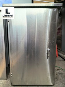 Boîte de distribution en acier inoxydable anti-corrosion pour zone côtière, extérieure, <span class=keywords><strong>étanche</strong></span> IP66, boîte <span class=keywords><strong>électrique</strong></span> métallique ODM - Product Image 2