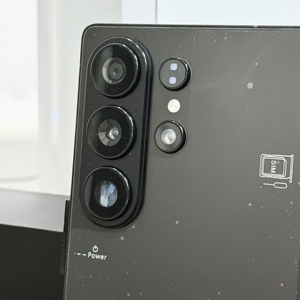 S26 Ultra HD con Pantalla de 7.3 Pulgadas, 16GB+1TB, Deca Core, 5G LTE Global, Lápiz Táctil, Marco Metálico Integrado, Desbloqueo - Product Image 2