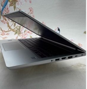 Portátil <span class=keywords><strong>HP</strong></span> <span class=keywords><strong>ProBook</strong></span> 430 G6-Intel Core de 1,6 GHz, HD de 13,3 ", 8GB de RAM, SSD de 256GB, Windows 10 Pro - Product Image 1