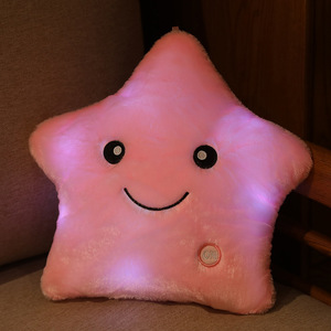 Almohada de Estrella Luminosa de Moda, Juguete de Peluche de Pentagrama Luminoso LED Colorido - Product Image 5