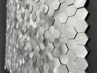 Carreaux de mur en PVC 3D hexagonaux autocollants DTH STONE, blanc mélangé à du métal, résistants aux éclaboussures, adaptés aux cuisines et aux salles de bain