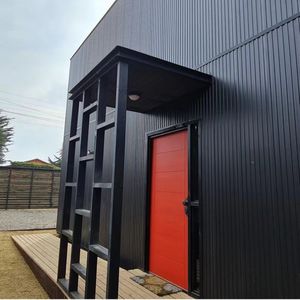 ألواح جدارية معدنية للجدران الخارجية بشريحة عازلة من بولي يوريثين فوم بلا درزات وتصميم متشابك شائعة في تشيلي - Product Image 3