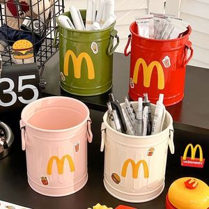 Portapenne in Plastica con Logo McDonald's <span class=keywords><strong>M</strong></span> Selezionato con Cura, Personalizzabile con Stampa, Ornamenti Retrò di Alta Gamma e Personalizzati - Product Image 2