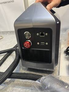 Máquina de Marcado Láser de Fibra Óptica Portátil de 30W Refrigerada por Aire para Uso Doméstico y Agrícola, Automática, JPT Raycus - Product Image 3