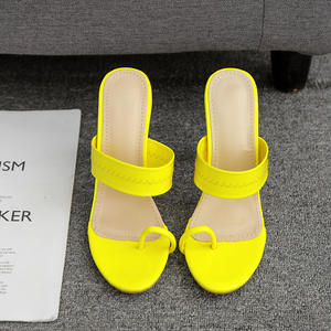 CSS59 da donna con tacco estivo giallo rosso punta Mules con chiusura superiore Slip-On in raso con tacco trasparente - Product Image 5